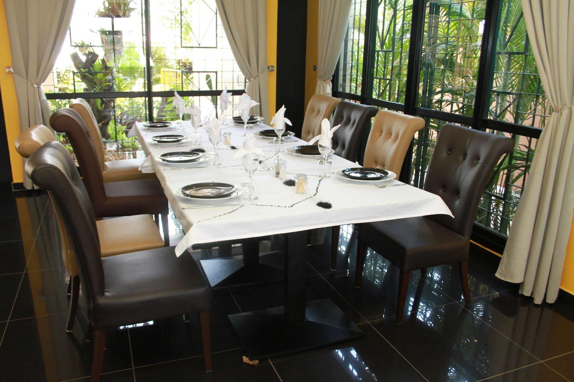 Hôtel Sol Béni Abidjan Exterior foto